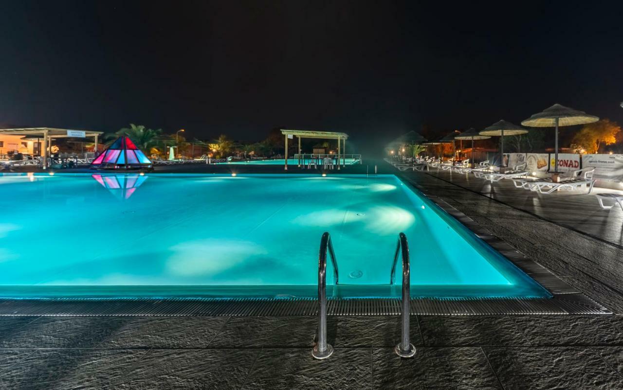 Il Veliero Hotel Follonica Eksteriør billede